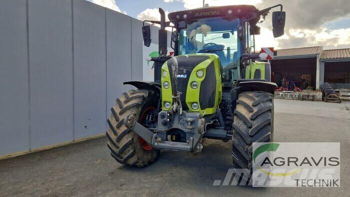 CLAAS ARION 550 CEBIS Tractoare