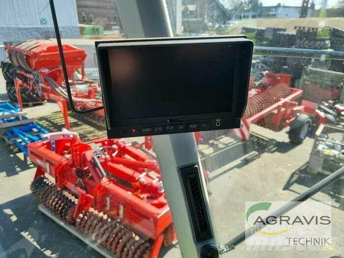 CLAAS AVERO 240 Combine de secerat