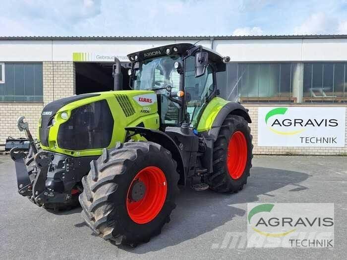 CLAAS AXION 800 CIS+ Tractoare