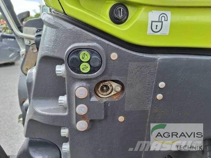 CLAAS AXION 800 CIS+ Tractoare