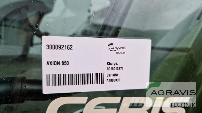 CLAAS AXION 850 Tractoare