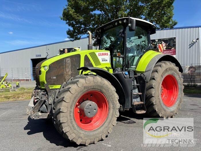 CLAAS AXION 920 CMATIC Tractoare