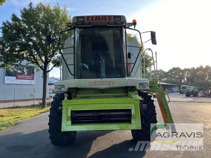 CLAAS LEXION 450 Combine de secerat