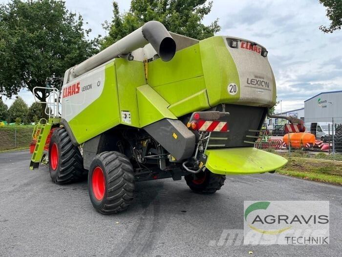 CLAAS LEXION 530 Combine de secerat