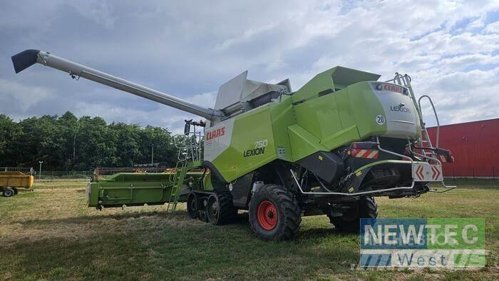 CLAAS LEXION 750 Combine de secerat