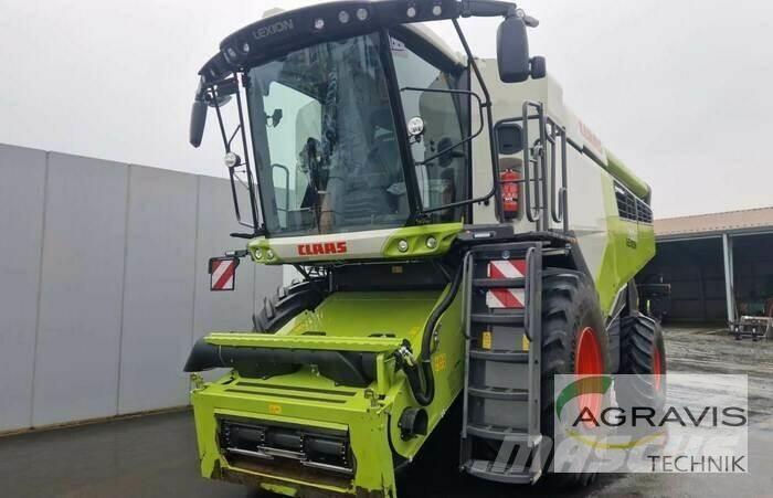 CLAAS LEXION 7500 Combine de secerat