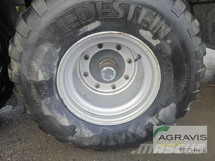 CLAAS QUANTUM 3500 P Remorci cu autoîncarcare