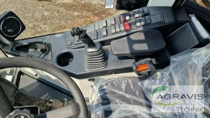 CLAAS TORION 530 Incarcator pe pneuri