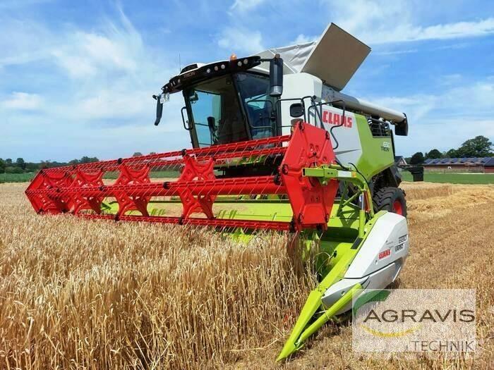 CLAAS TRION 650 Combine de secerat