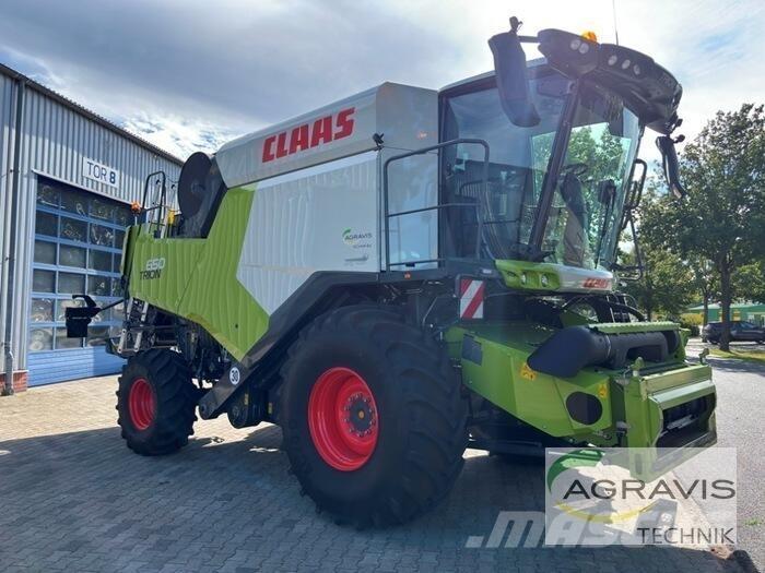CLAAS TRION 650 Combine de secerat