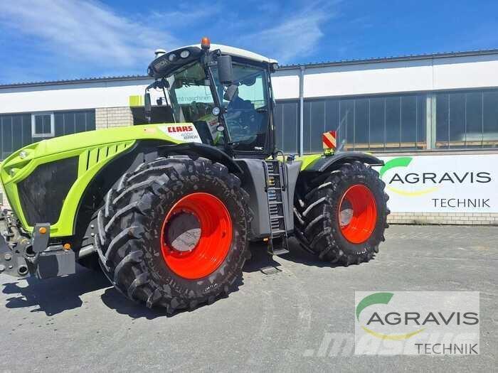 CLAAS XERION 4000 TRAC Tractoare
