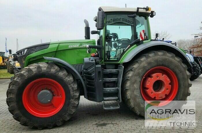Fendt 1042 VARIO S4 Tractoare