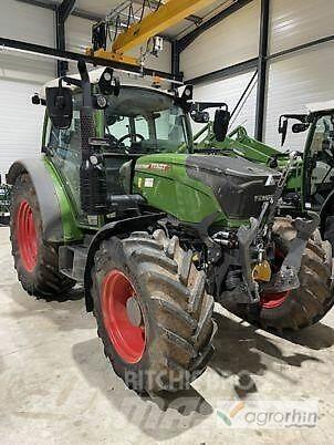 Fendt 211 VARIO Tractoare