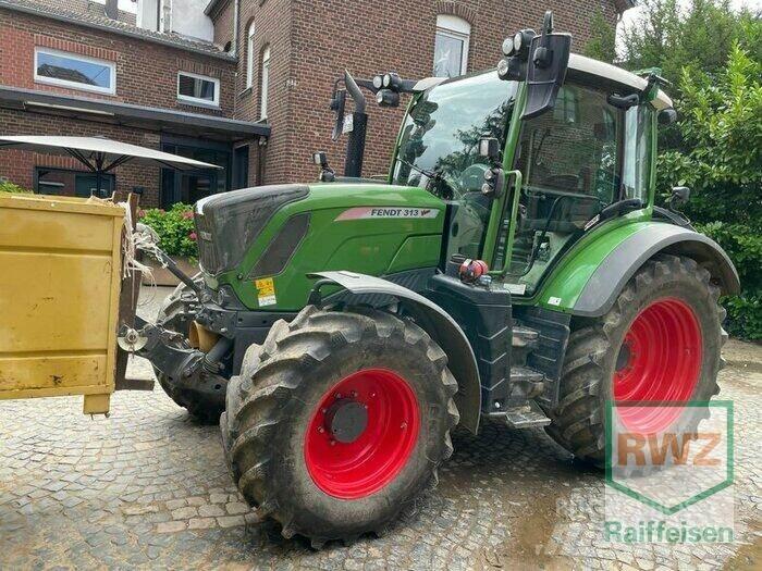 Fendt 313 S4 Profi Tractoare