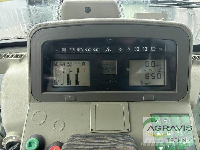 Fendt 415 VARIO Tractoare