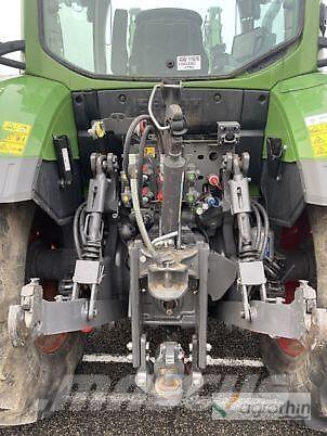 Fendt 516 PROFI PLUS Tractoare