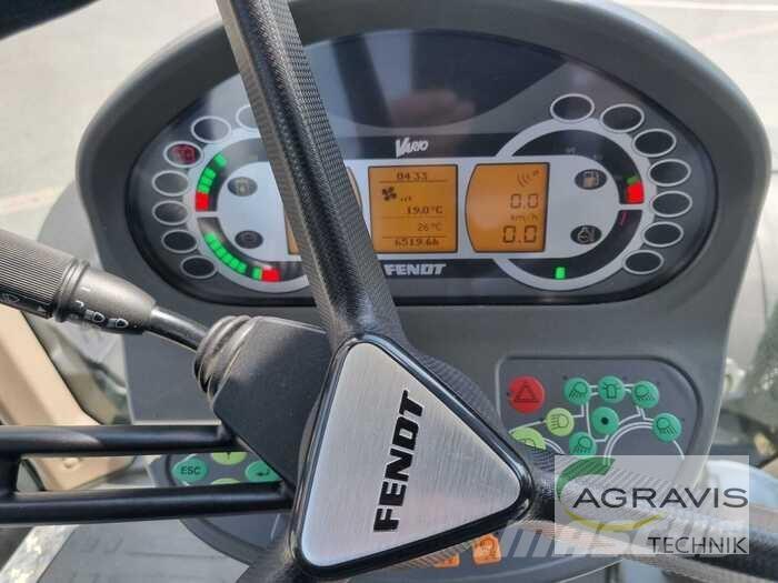 Fendt 714 VARIO SCR Tractoare