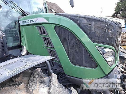Fendt 716 SCR Tractoare