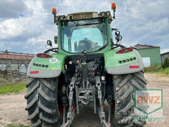 Fendt 718 Vario Tractoare