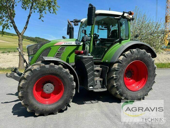 Fendt 718 VARIO S4 Tractoare