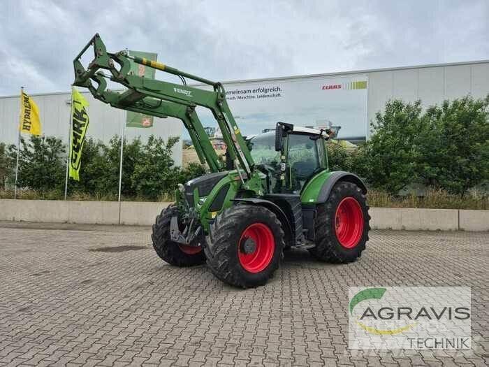 Fendt 718 VARIO S4 Tractoare