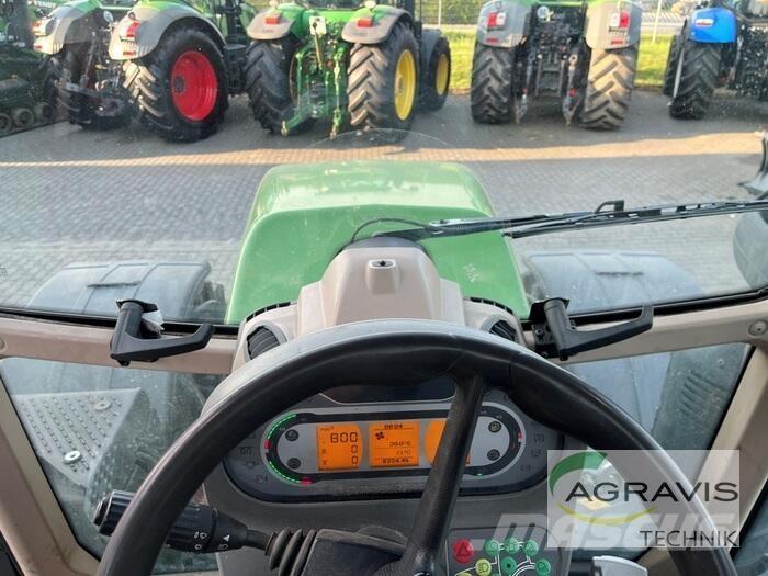 Fendt 718 VARIO S4 Tractoare