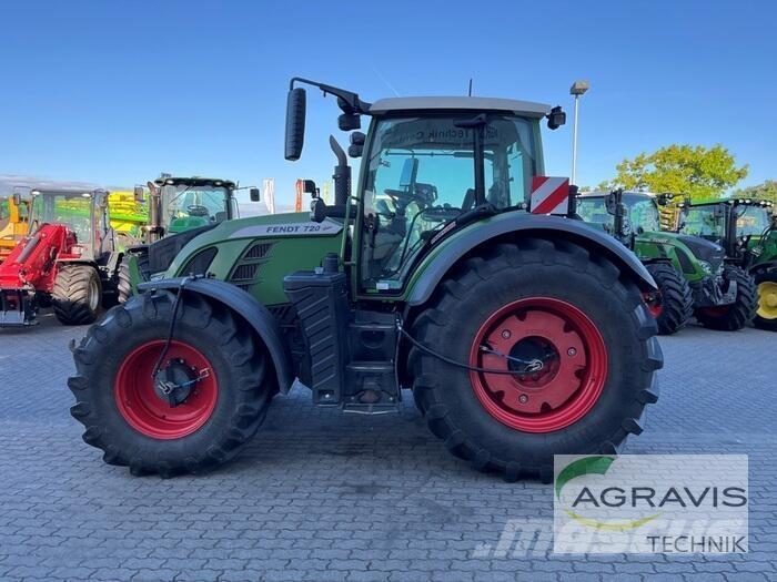 Fendt 720 VARIO S4 Tractoare