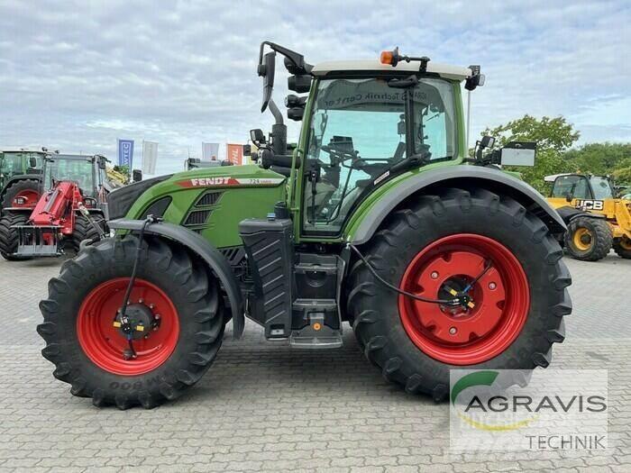 Fendt 724 VARIO GEN-6 Tractoare