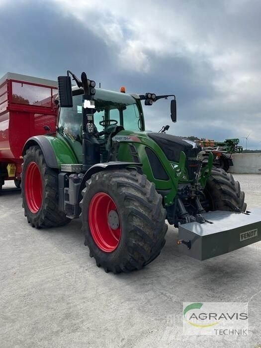 Fendt 724 VARIO S4 Tractoare