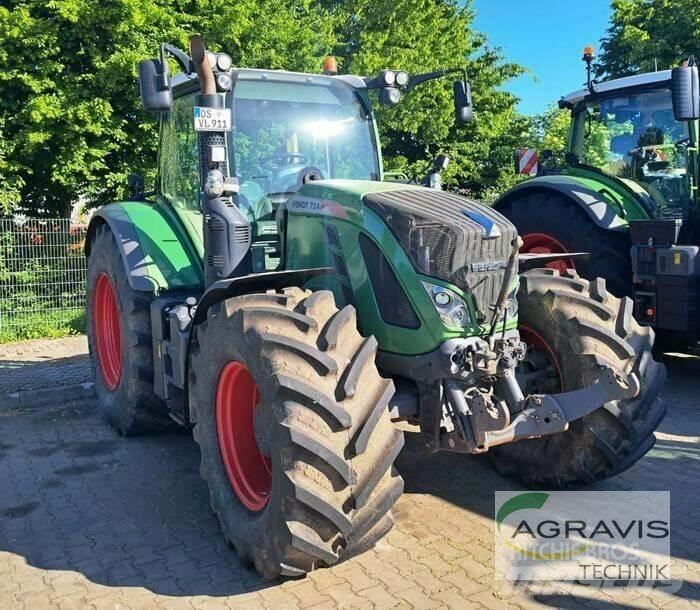 Fendt 724 VARIO S4 Tractoare
