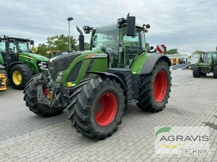 Fendt 724 VARIO S4 Tractoare