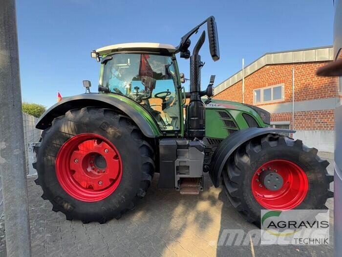 Fendt 724 VARIO S4 Tractoare