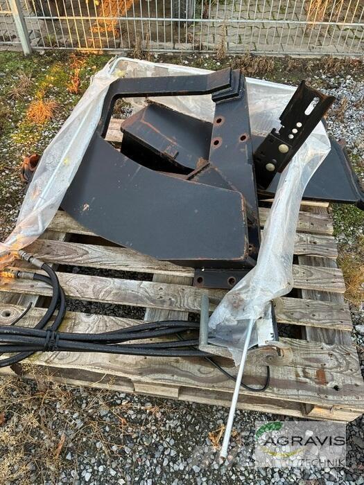 Fendt 724 VARIO S4 Tractoare