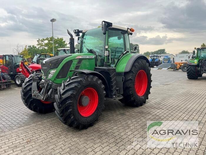 Fendt 724 VARIO SCR Tractoare