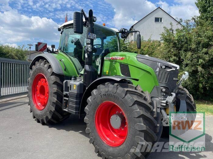 Fendt 728 VarioGen7 Tractoare