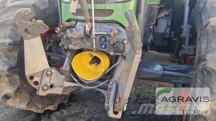 Fendt 818 VARIO Tractoare
