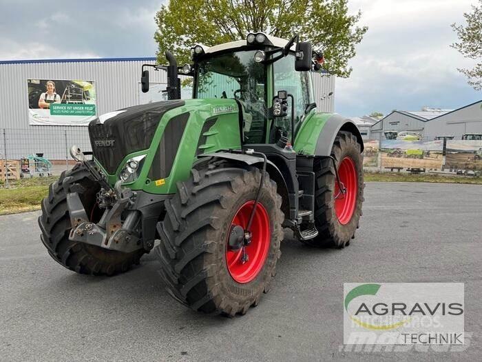 Fendt 824 VARIO S4 Tractoare