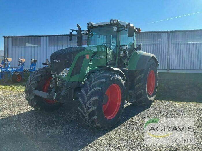 Fendt 824 VARIO SCR Tractoare