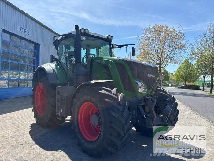 Fendt 826 VARIO S4 Tractoare