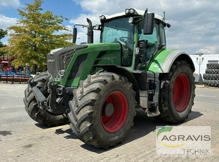 Fendt 826 VARIO SCR Tractoare