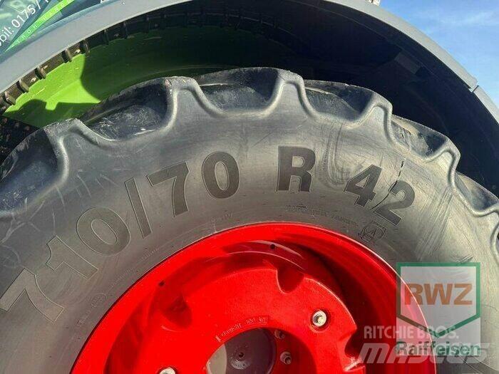 Fendt 828 Vario S4 Tractoare