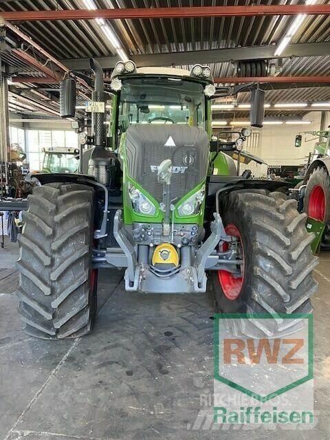 Fendt 828 Vario S4 Tractoare