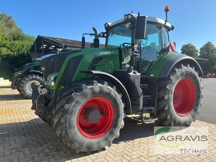 Fendt 828 VARIO S4 Tractoare