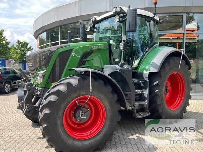 Fendt 828 VARIO S4 Tractoare