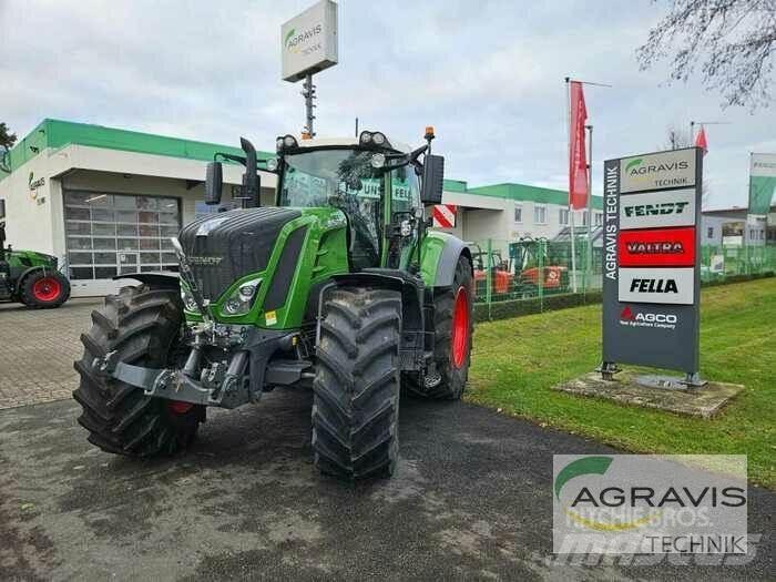 Fendt 828 VARIO S4 Tractoare