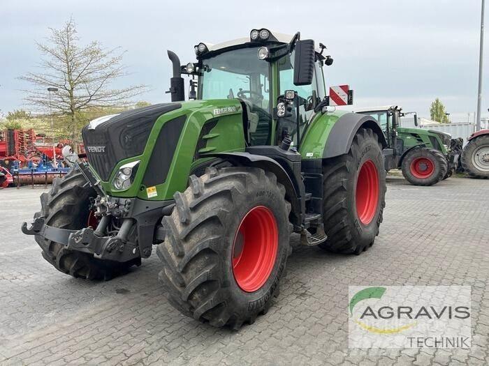 Fendt 828 VARIO S4 Tractoare