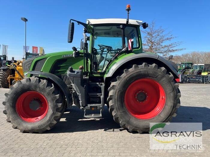 Fendt 828 VARIO S4 Tractoare