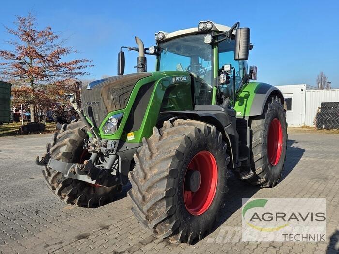 Fendt 828 VARIO S4 Tractoare