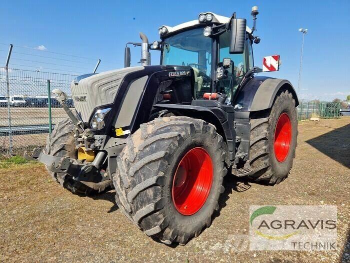 Fendt 828 VARIO S4 Tractoare