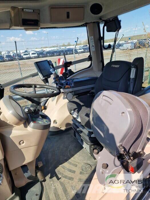 Fendt 828 VARIO S4 Tractoare